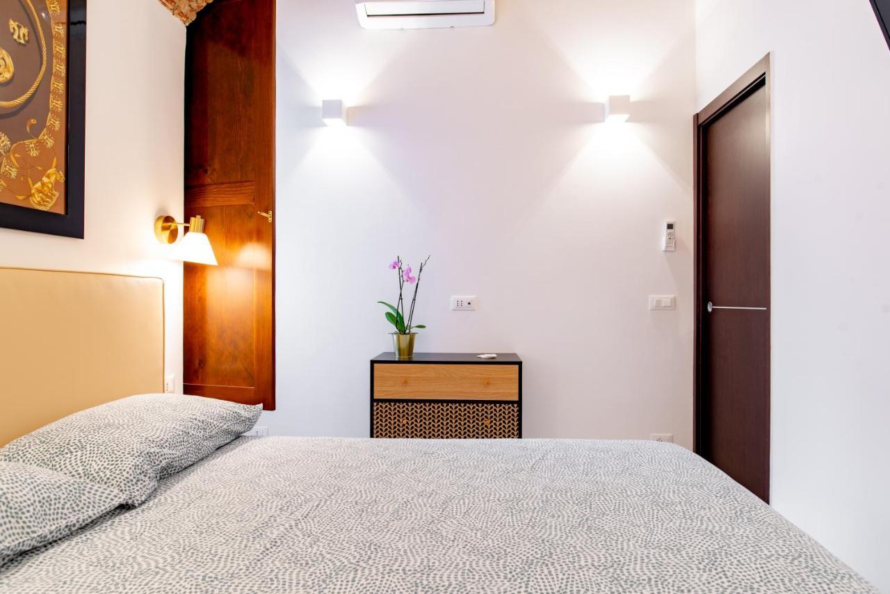 Cavour Central Apartment Turin Exterior photo